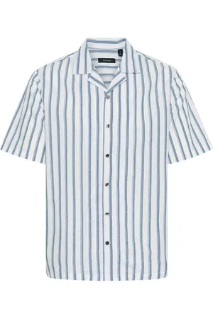 Matinique Maklampo Tops Shirts Short-sleeved Shirts Blue