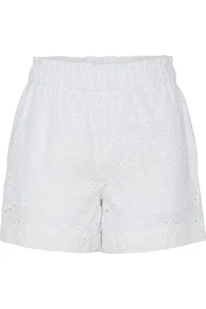 Pieces® Pcvilde Mw Shorts Wvn Noos Bottoms Shorts Casual Shorts White