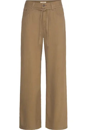 Levi