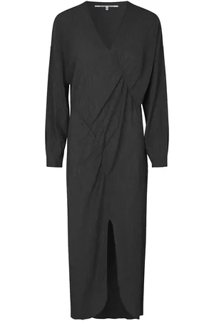 Second Female Belisa Dress Polvipituinen Mekko Black