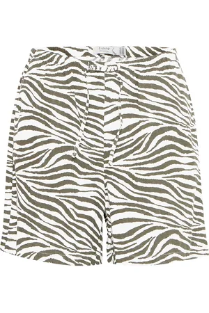 B YOUNG Byfalakka Shorts 3 - Bottoms Shorts Casual Shorts White