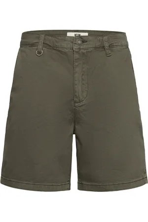 NEUW Hunter Short Black Bottoms Shorts Chinos Shorts Green