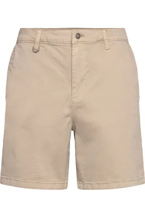 NEUW Hunter Short Black Bottoms Shorts Chinos Shorts Beige