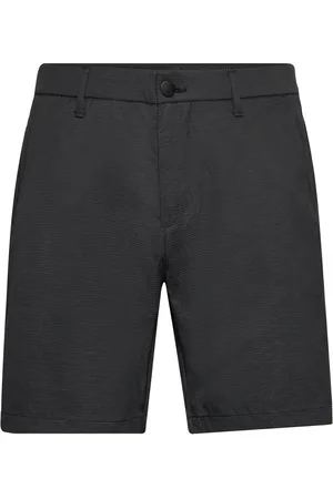 Under Armour Ua Drive Chill 8" Ventd Shrt Sport Sport Clothing Sport Shorts Sport Golf Shorts Black