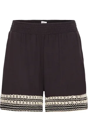 Ichi Ihragni Sho Bottoms Shorts Casual Shorts Black