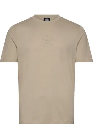 Umbro Rlxd Tee Sport Men Men Sports Clothes Sport Tops Sport T-shirts Beige