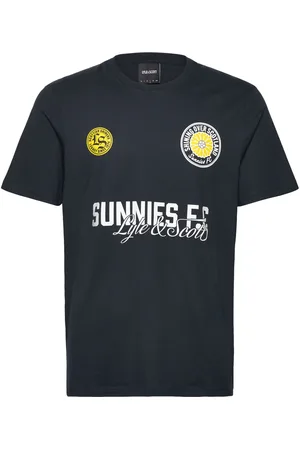 Lyle & Scott Sunnies Fc Graphic T-Shirt Tops T-shirts Short-sleeved Black