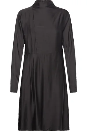 SELECTED Slfalana Ls Short Satin Dress B Polvipituinen Mekko Black