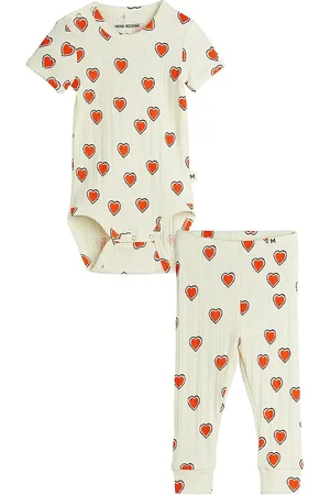Mini Rodini Outlined Hearts Aop Baby Set Sets Sets With Body Cream