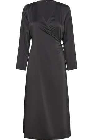 ONLY Onlthalia L/S Wrap Midi Dress Bf Ptm Polvipituinen Mekko Black
