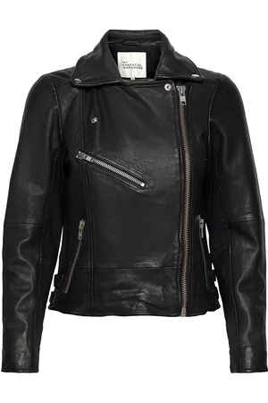 My Essential Wardrobe 02 The Leather Jacket Nahkatakki Black