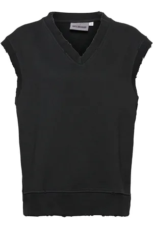 HAN Kjøbenhavn Distressed Vest Vests Knitted Vests Black