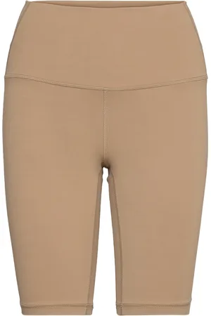 MOONCHILD YOGA WEAR Lunar Luxe Shorts 8" Pink