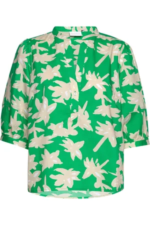 Coster Copenhagen Top With Short Sleeves In Wild Flow Green