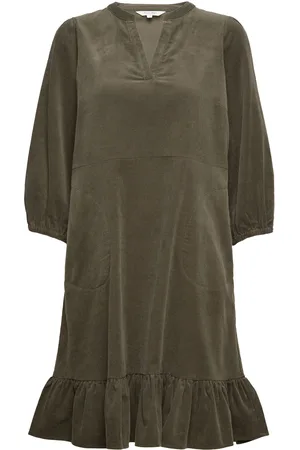 Part Two Riannepw Dr Khaki