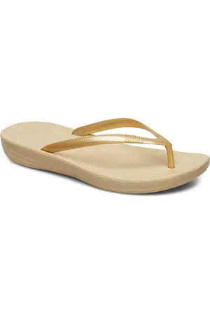 FitFlop Iqushion Ergonomic Flip-Flops