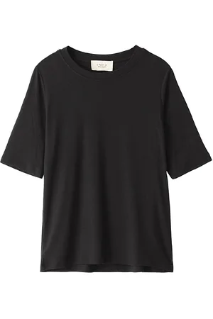 A Part Of The Art Basic Tee