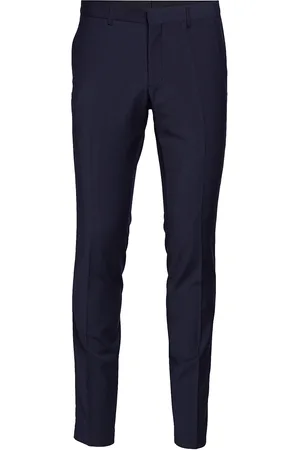 Matinique Vincent Navy