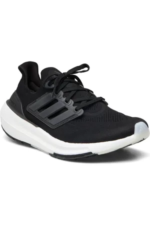adidas Ultraboost Light Black