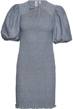 Résumé Sandrars Dress Blue