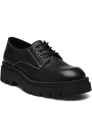 Bianco Biakwamie Laced Up Shoe Crust