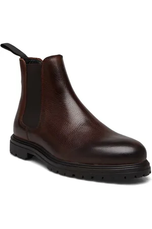 Matinique Macormac Brown