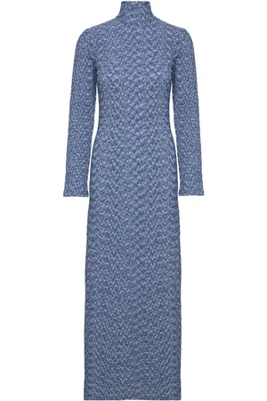 Résumé Tessrs Dress Blue