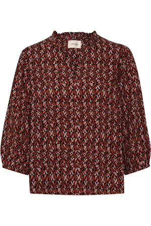 Cream Crtiah Blouse 3/4 Sleeve Red