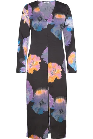 Envii Enbadger Ls Dress Aop 7069 Black