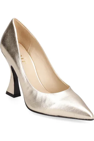 A Pair New Trend Pump Gold