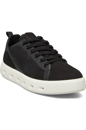 Ecco Street 720 W Black