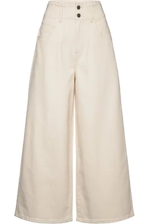 Lee Pleated Straight Leg Cream