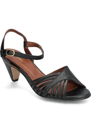 Anonymous copenhagen Hermine Black