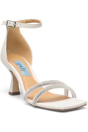 A Pair Square Party White