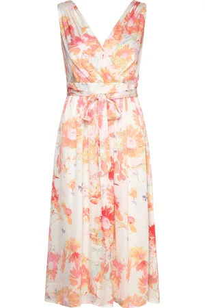 ESPRIT Dresses Light Woven Cream