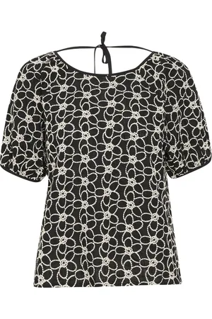 Cream Crtulle Blouse Black