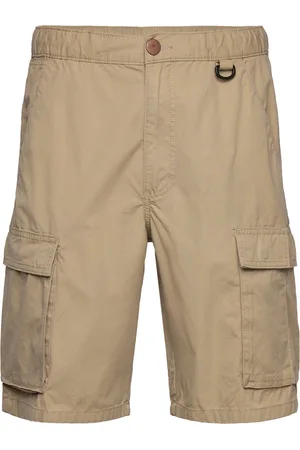 Wrangler Casey Utility Short Beige
