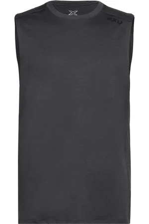 2XU Motion Tank Black