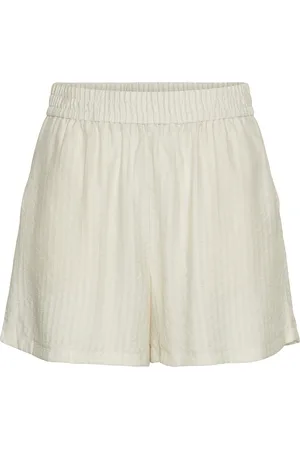 Pieces® Pcagathe Hw Shorts White