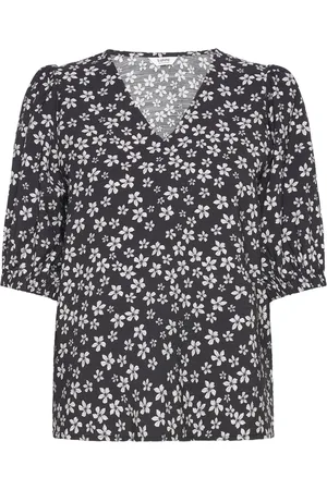 B YOUNG Byibano V Blouse - Black