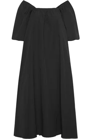 Gestuz Pampagz Off Shoulder Dress