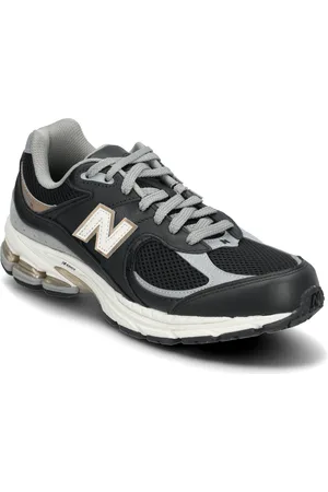 New Balance 2002R