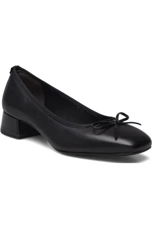 Tamaris Women Court Sho Black