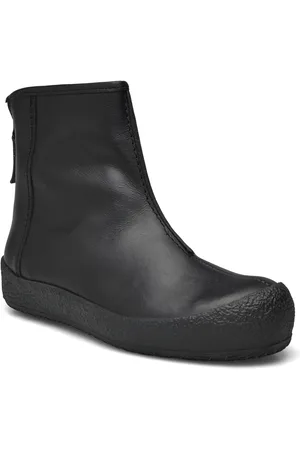 Shepherd Elin Boots Black