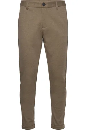 Lindbergh Superflex Knitted Cropped Pant Brown