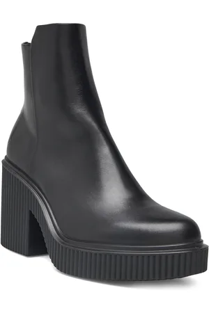 Ecco Fluted Heel