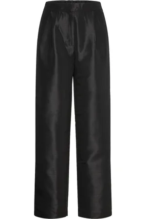 Stella Nova Crispy Pleated Pant