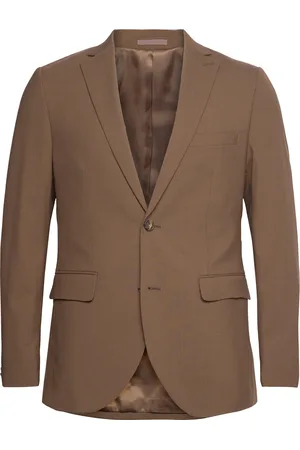 Matinique Mageorge F Brown