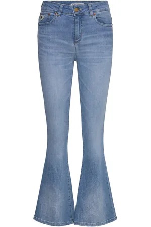 Lois Raval 16 Caspar Sin Damage Blue