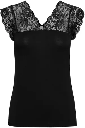 Culture Cupoppy Lace Top